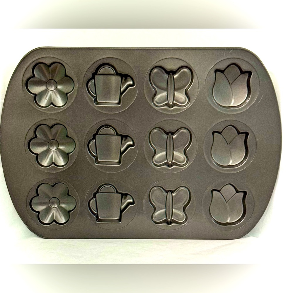 Spring & Easter Mold Pan - Picture 1 of 16